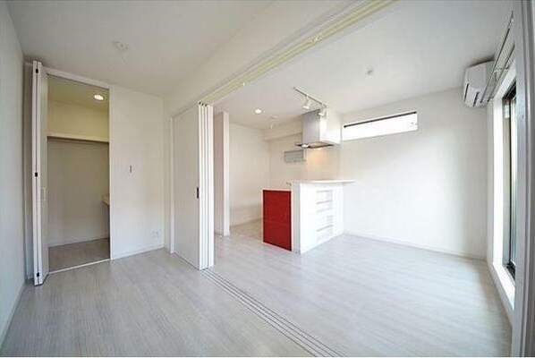 アヴェニール千里丘東の物件内観写真